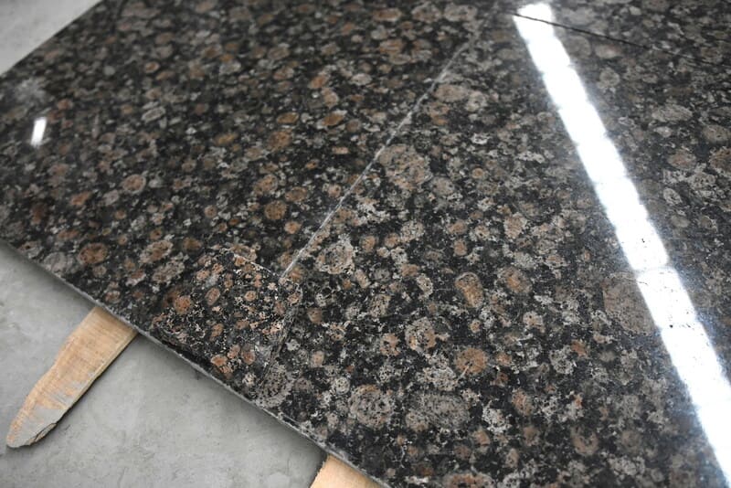 granit-baltic-brown-foto-2 Гранит Baltic Brown от поставщика Стоко фото №7 из галереи